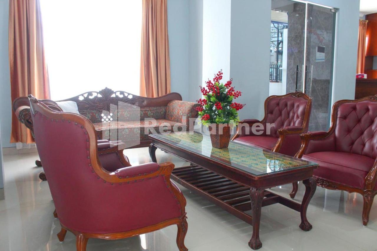 ג'קרטה Brahma Hotel Mitra Reddoorz מראה חיצוני תמונה